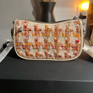 BRAND NEW!! Coach Tweed Swinger 20